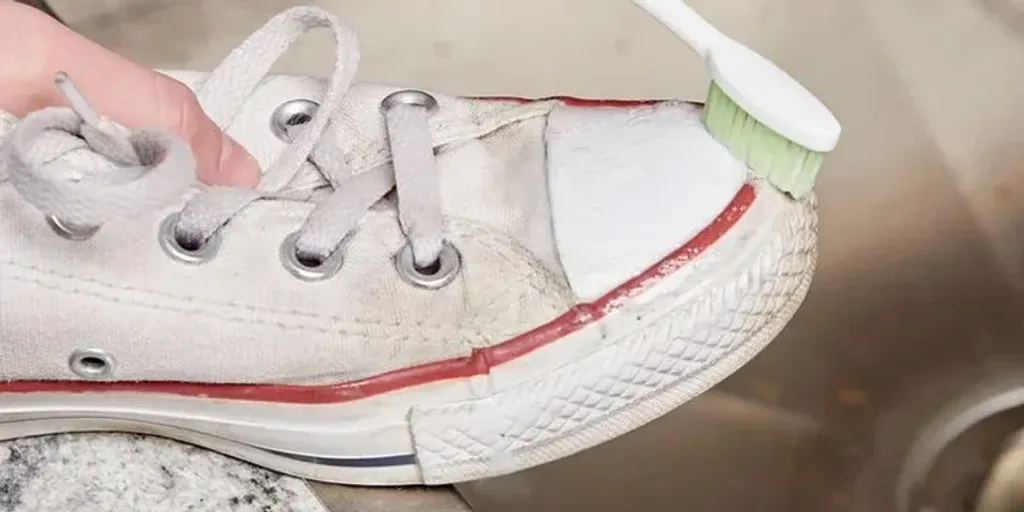 Toothpaste, Salt & Vaseline Sneaker Revival